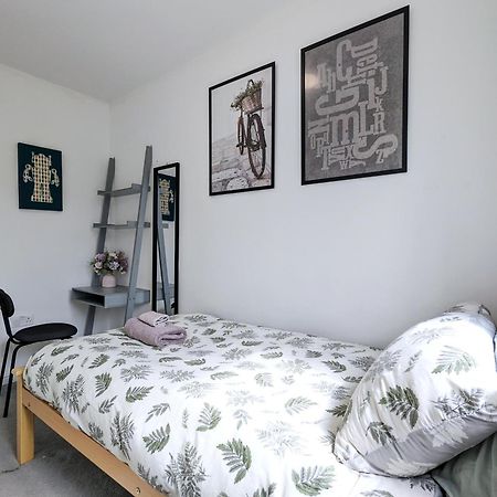 Guest Rooms Near City Centre & Dock Free Parking Liverpool Exterior photo
