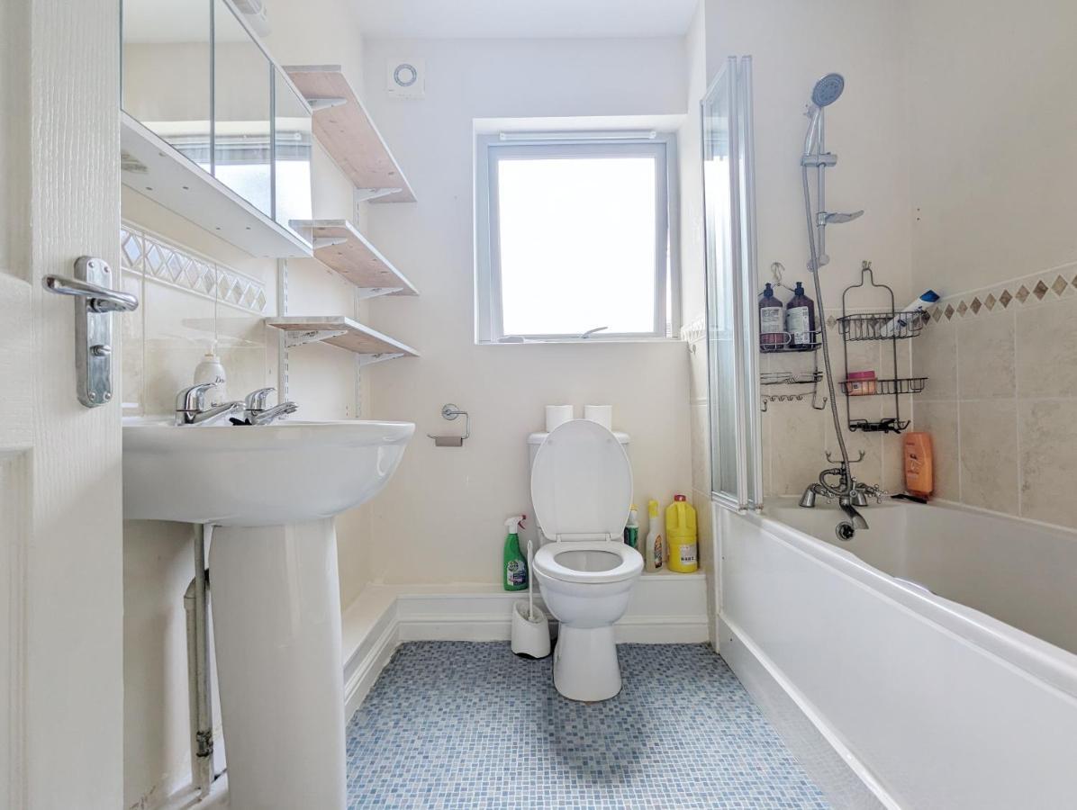 Guest Rooms Near City Centre & Dock Free Parking Liverpool Exterior photo