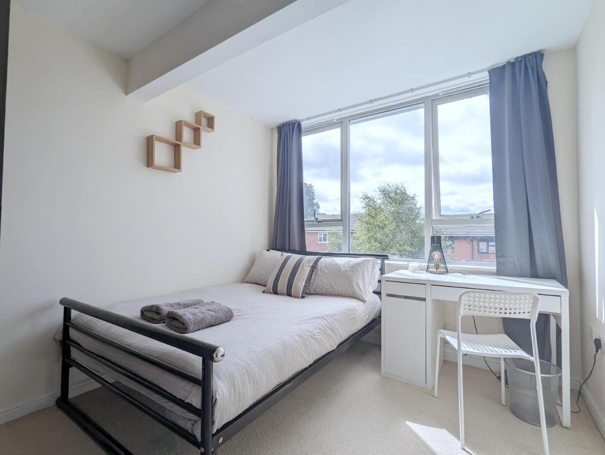Guest Rooms Near City Centre & Dock Free Parking Liverpool Exterior photo