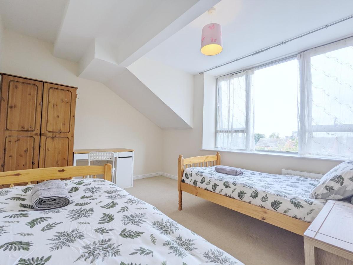 Guest Rooms Near City Centre & Dock Free Parking Liverpool Exterior photo