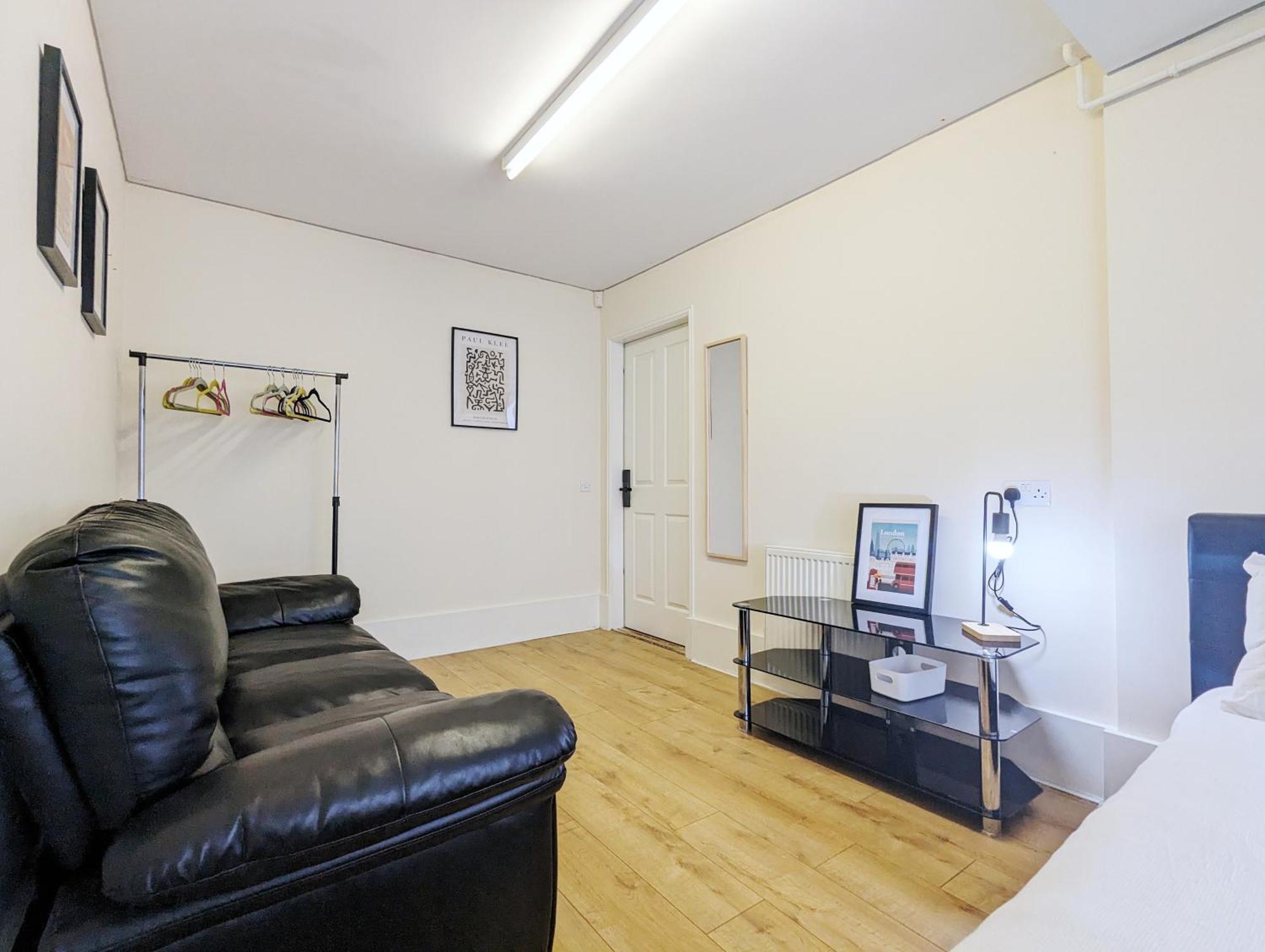Guest Rooms Near City Centre & Dock Free Parking Liverpool Exterior photo