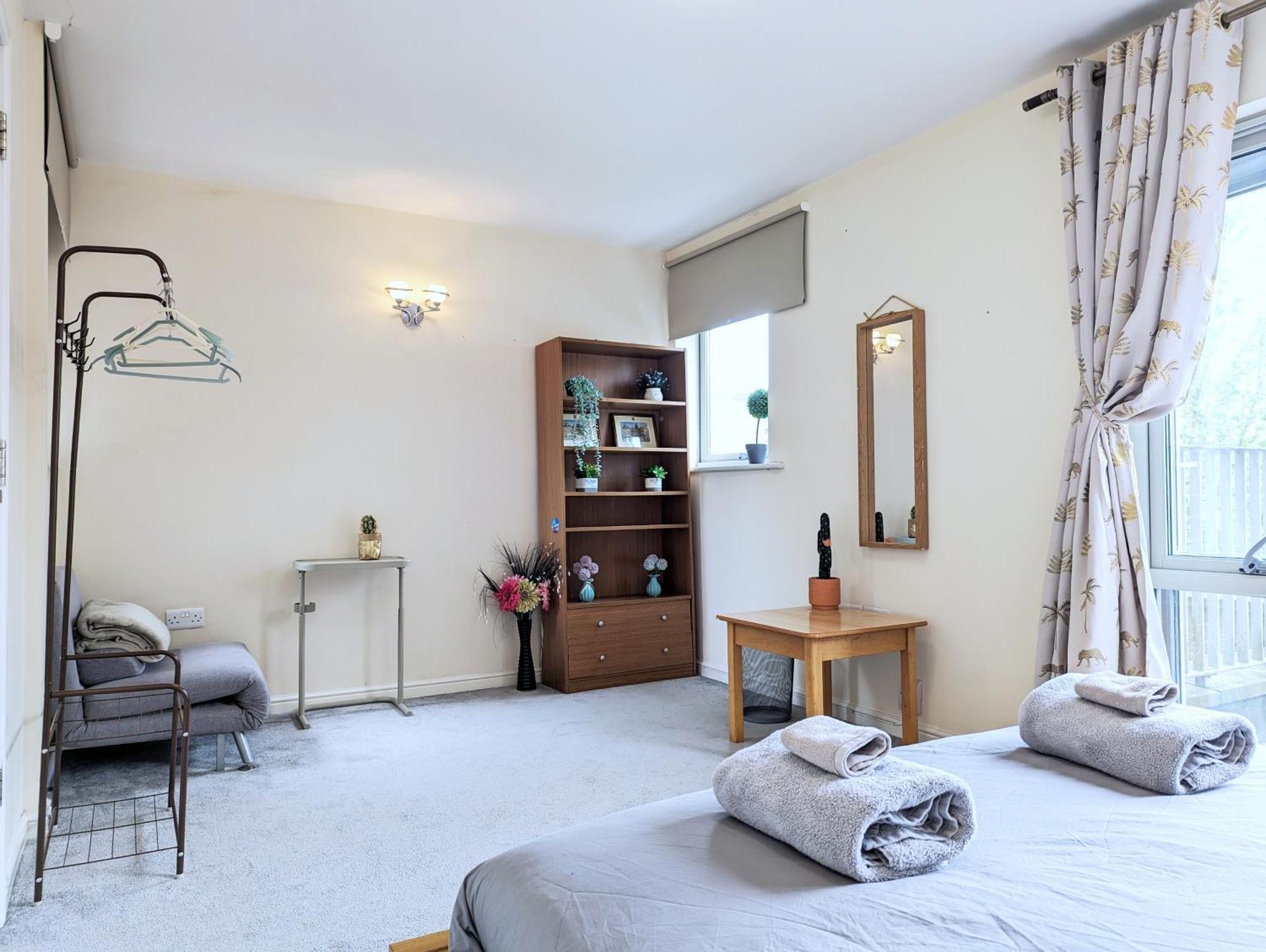 Guest Rooms Near City Centre & Dock Free Parking Liverpool Exterior photo