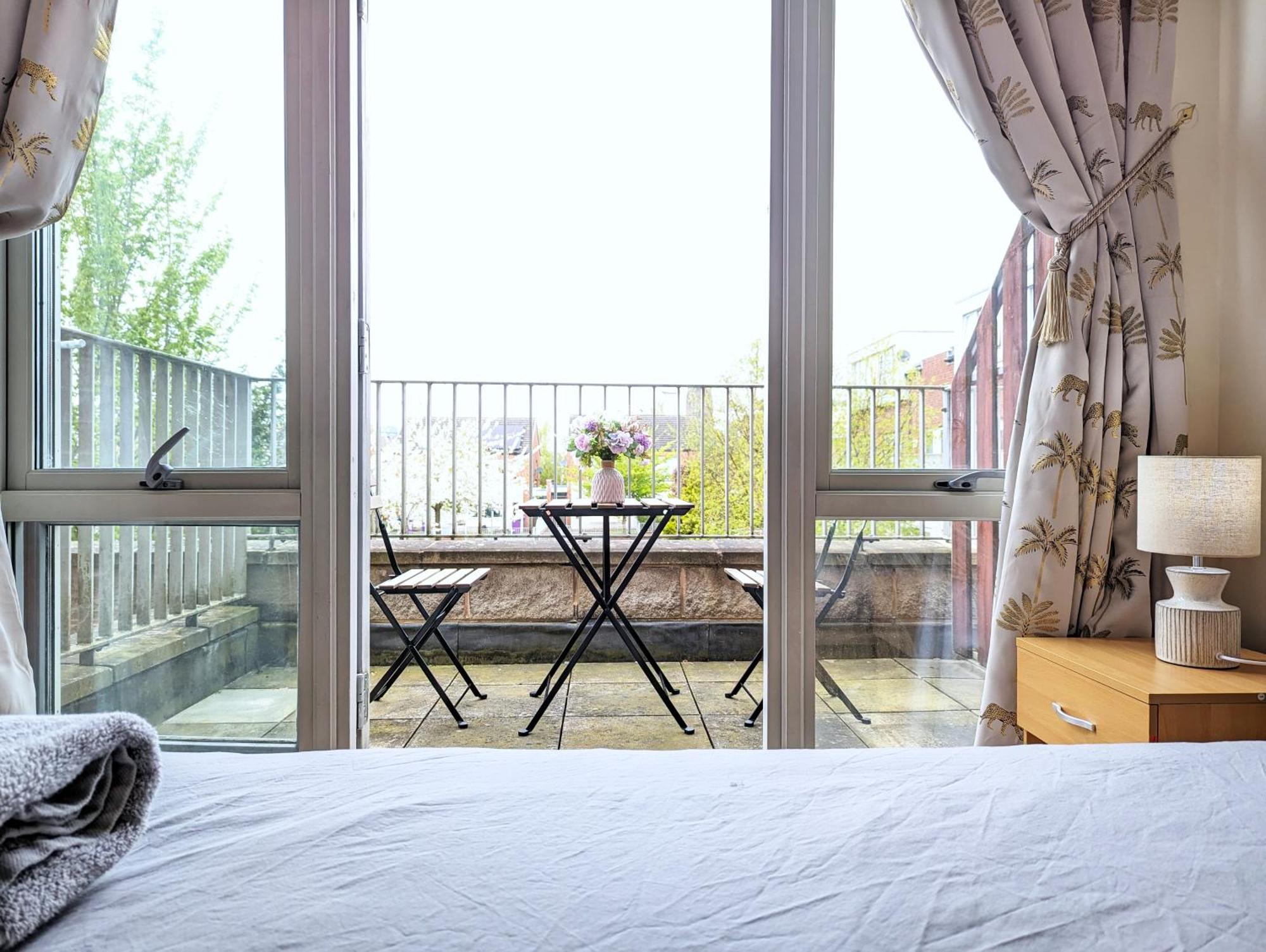 Guest Rooms Near City Centre & Dock Free Parking Liverpool Exterior photo